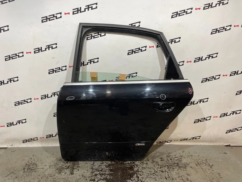 Дверь Audi A4 2008 8E0833051J B7, задняя левая