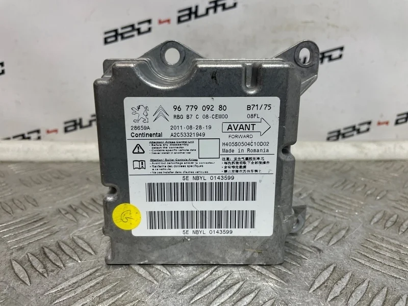 Блок управления аирбаг Citroen C4 2012 9677909280 B7