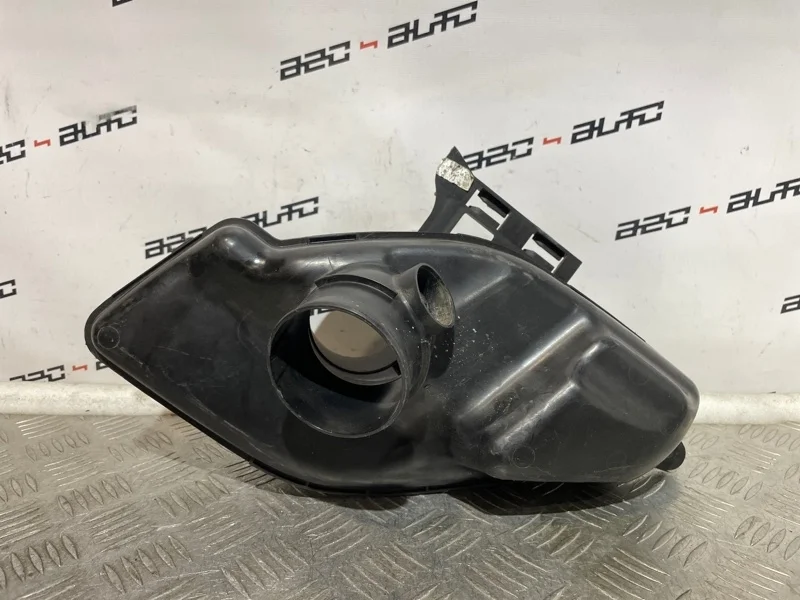 Резонатор воздушного фильтра Citroen DS4 2012 1436N0 1 1.6