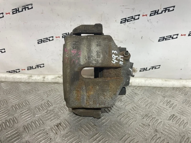 Суппорт тормозной Volkswagen Golf Plus 2006 1K0615124E 1 2.0, передний правый