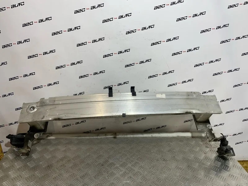 Усилитель бампера Audi A1 8X0807109C 8X, передний