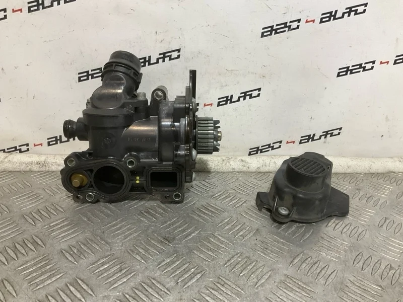 Помпа Audi A4 2010 06H121026BA B8 CDN