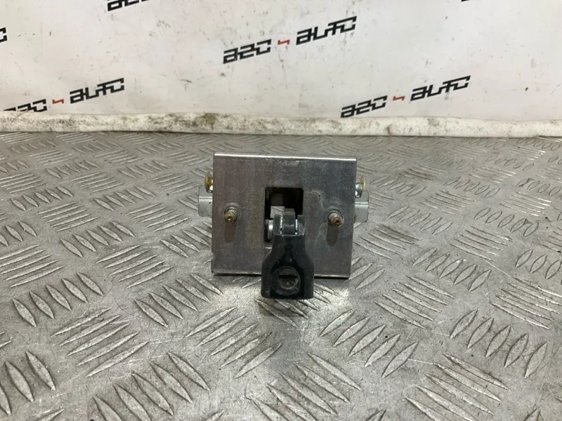 Ограничитель двери Peugeot 3008 2011 9181Q2 1, передний левый