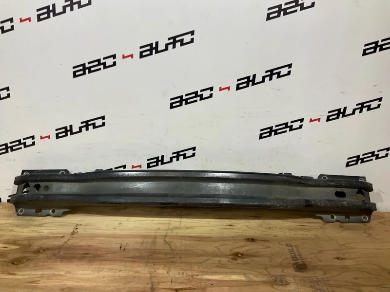 Усилитель бампера Volvo XC70 2011 30791152 2, передний