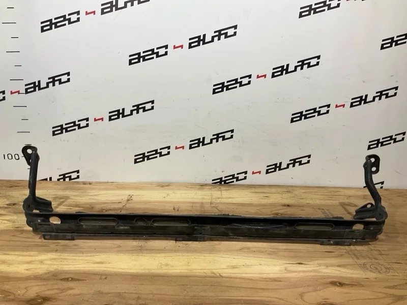 Планка радиатора Volvo S40 2011 4N5H8A297KF 2 2.0