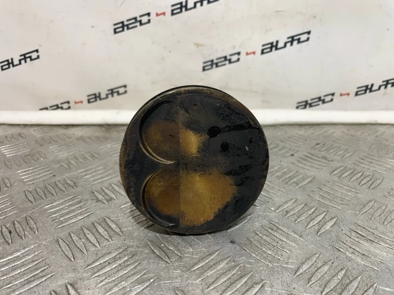 Поршень Infiniti FX37 A20101EA0A 3.7, правый