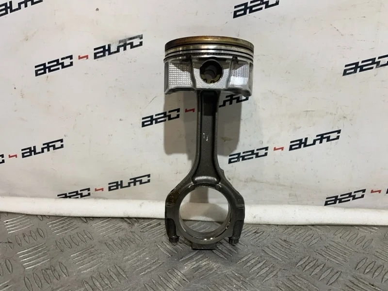 Поршень Infiniti FX37 A20101EA0A 3.7, правый