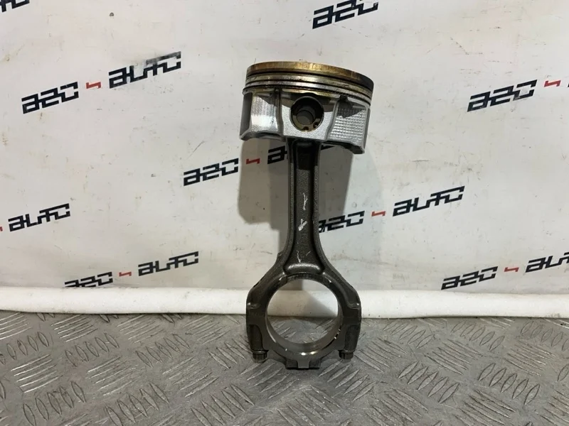 Поршень Infiniti FX37 A20101EA0A 3.7, левый