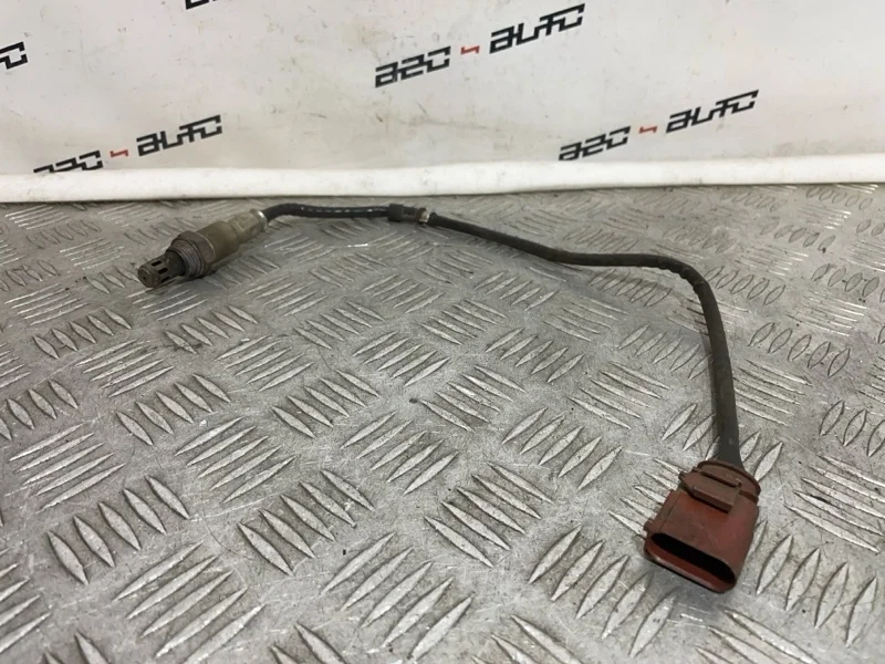 Датчик кислорода Volkswagen Golf 2008 03C906262Q 5 1.4