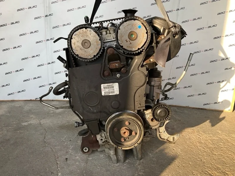 Двигатель Volvo V70 2010 6908007 3 2.5
