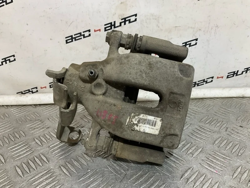 Суппорт Citroen DS4 2011 4401Q1 1 1.6, задний правый