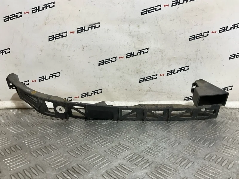 Крепление фары Mazda 3 BN8V50151 BK, правое