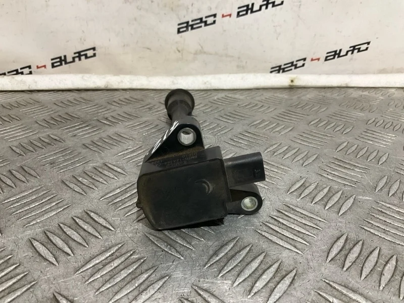 Катушка зажигания Volvo S60 BM5G12A366CA B4164T