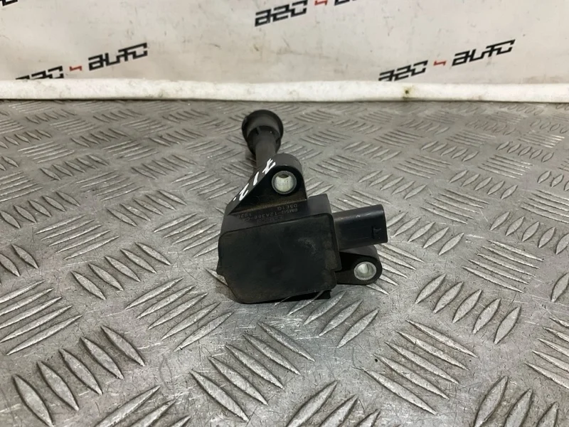 Катушка зажигания Volvo S60 BM5G12A366CA B4164T