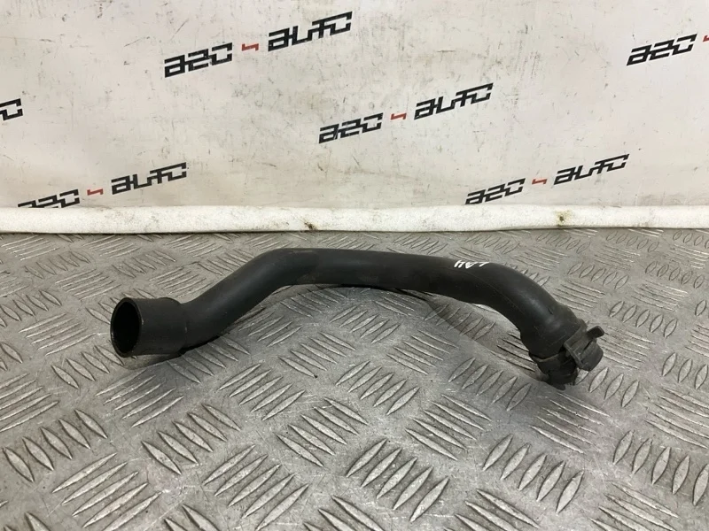 Патрубок вентиляции картерных газов Peugeot 3008 2011 1440Q6 1 EP6CDT