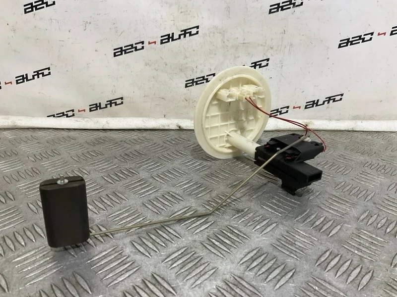 Датчик уровня топлива Volvo XC70 2006 8683142 1 2.5