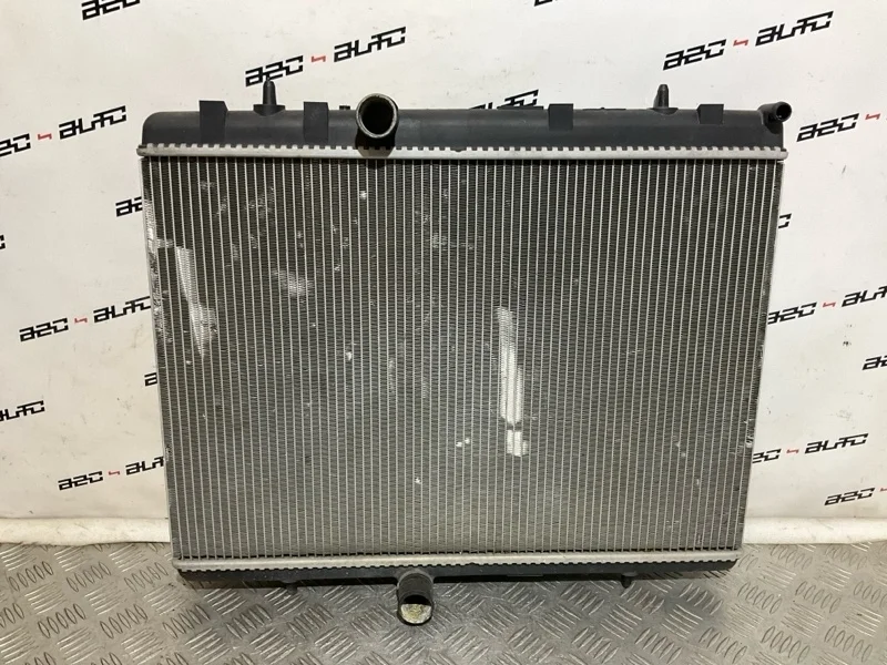 Радиатор охлаждения двигателя Citroen DS4 2013 9680533480 1 EP6CDTM