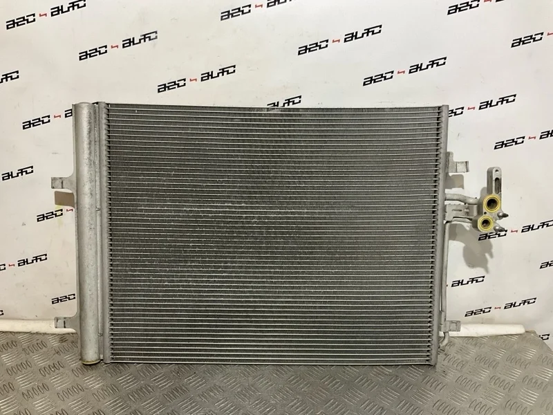 Радиатор кондиционера Volvo V70 2010 30794544 3 2.5