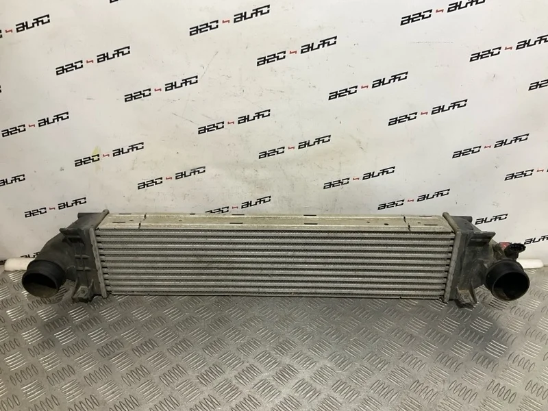 Интеркулер Volvo V70 2010 31280014 3 2.5