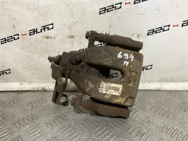 Суппорт тормозной Peugeot 3008 2011 4401Q1 1 EP6CDT, задний правый