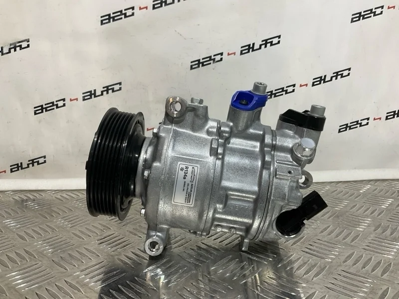 Компрессор кондиционера Audi A1 1K0820808A 8X 1.4
