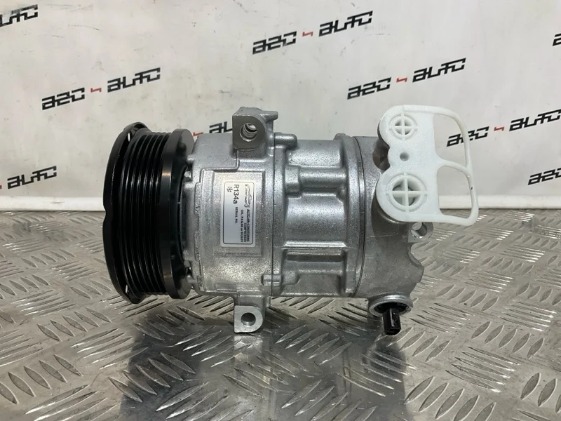 Компрессор кондиционера Opel Corsa WXOP021 D 1.4