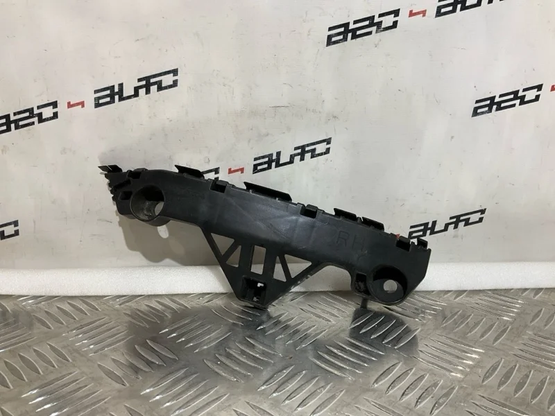 Крепление бампера Mazda 3 BBM4500T1 BL, переднее правое