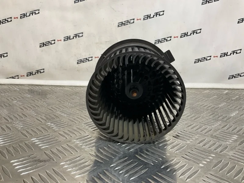 Моторчик печки Citroen DS4 2012 6441CZ 1