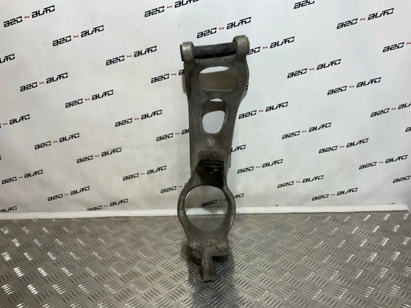 Кулак Citroen C5 2010 9661544680 2 2.0, передний левый