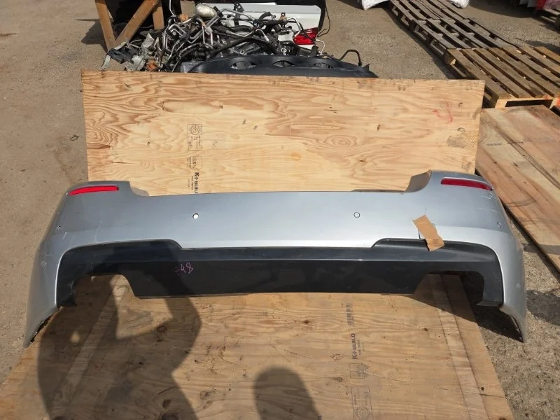 Бампер BMW 5 2011 51128048594 F10, задний