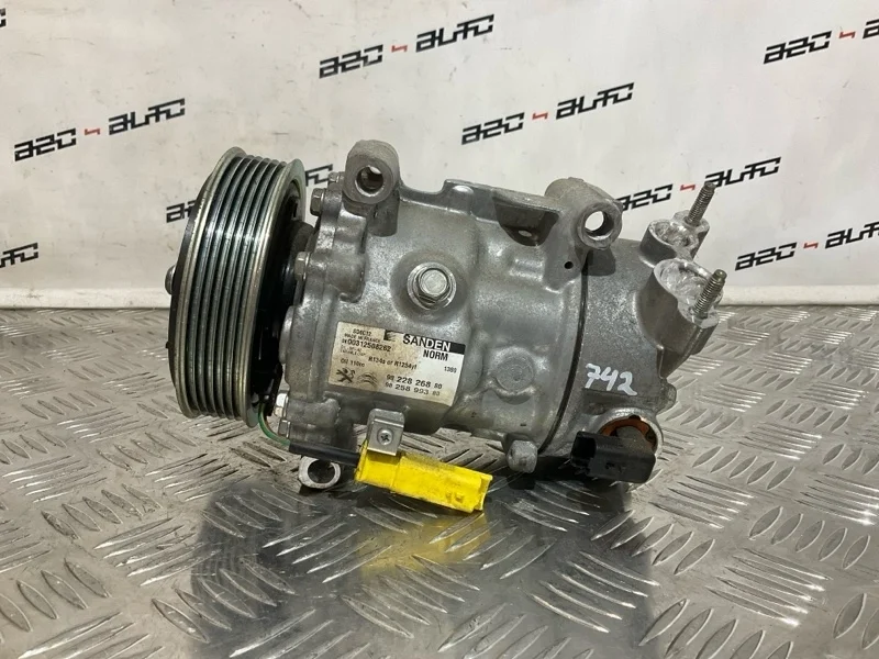 Компрессор кондиционера Citroen C3 2012 9822826880 2 EP6C