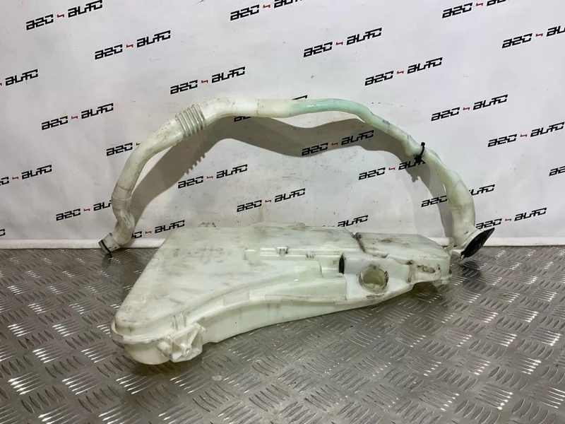 Бачок омывателя BMW 5 2011 61667269667 F10 N52B25AF
