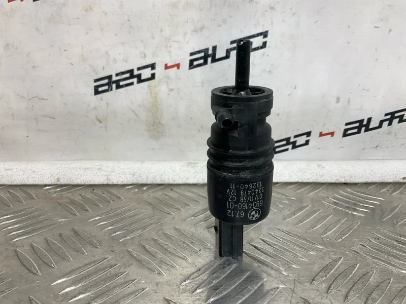 Насос стеклоомывателя BMW 5 2011 67126934160 F10 N52B25AF