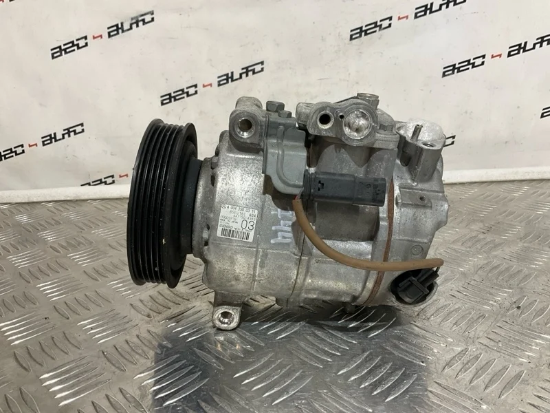 Компрессор кондиционера Mercedes B class 2013 A0042300311 W246 1.6