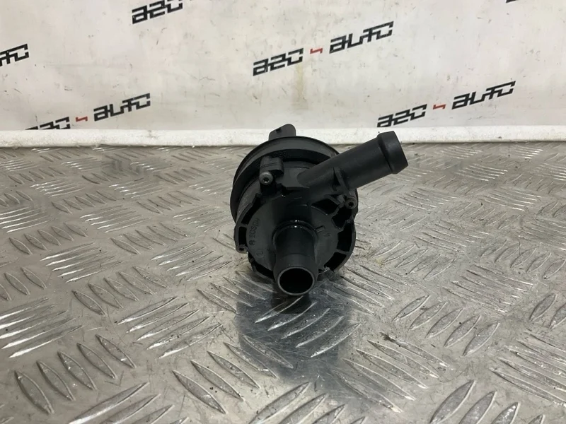 Дополнительная помпа Mercedes B class 2013 A0005000686 W246 1.6