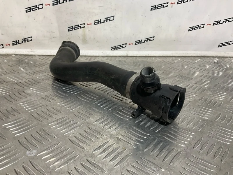 Патрубок системы охлаждения BMW 3 2013 17127596837 F30 N20B20B