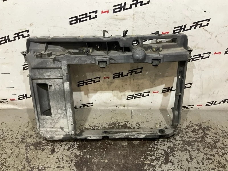 Передняя панель рамка радиатора Citroen C3 2011 9687711380 EP6C