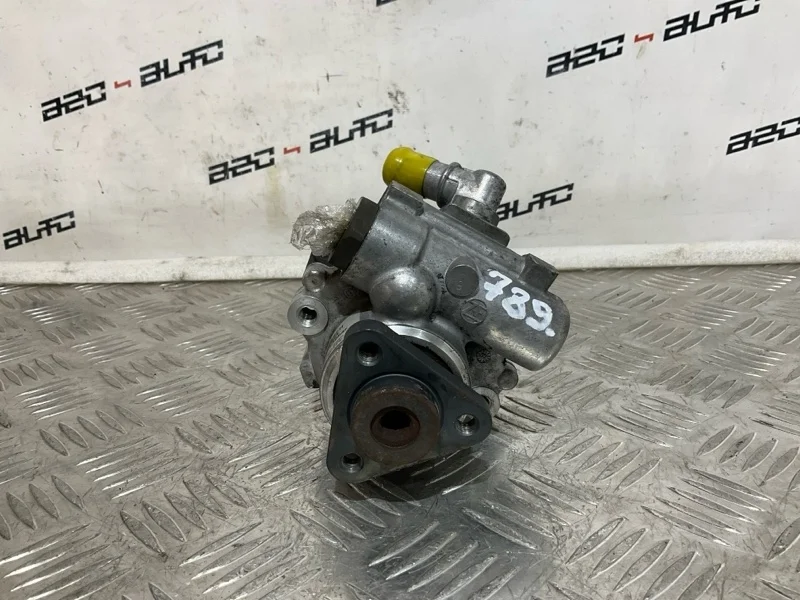 Насос гидроусилителя Audi A6 4F0145155H C6 BDX