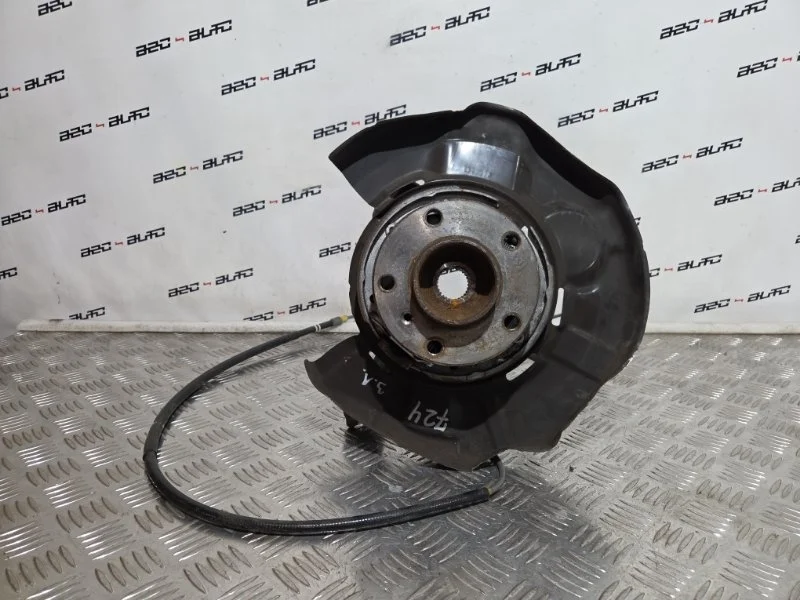 Кулак BMW 3 2013 33326792523 F30 N20B20B, задний левый