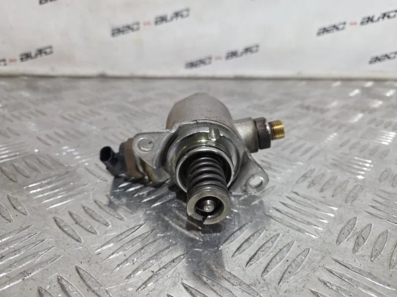 ТНВД Audi A4 06J127025C B8 CDN
