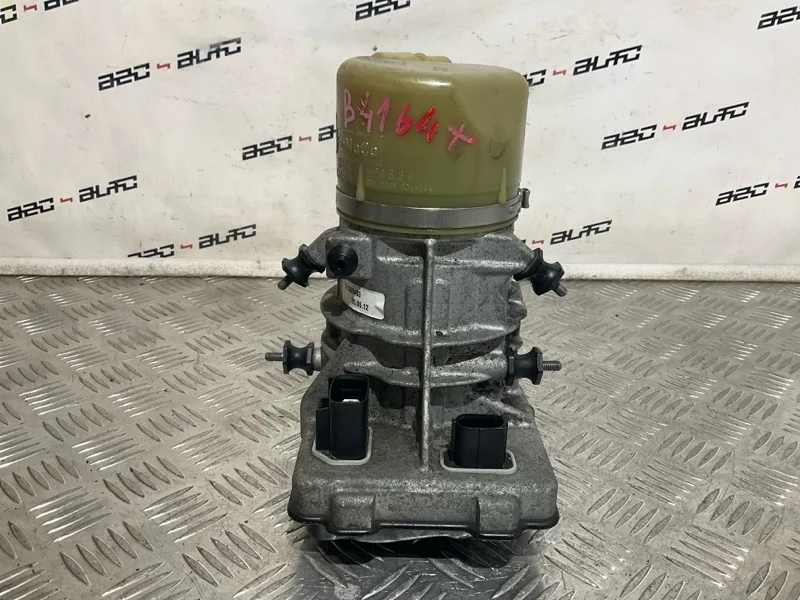 Насос гидроусилителя Volvo S60 2011 31360493 2 B4164T