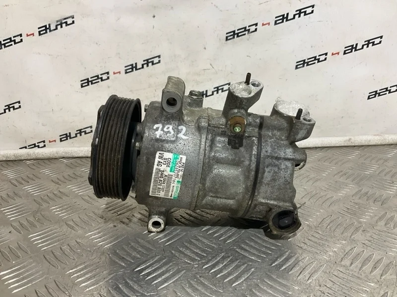 Компрессор кондиционера Volkswagen Polo 2012 5N0820803C 5 CBZ
