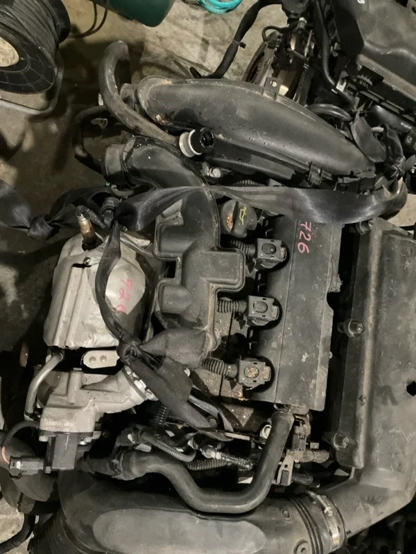 Двигатель Citroen DS4 2015 0135SZ 1 EP6CDTМ