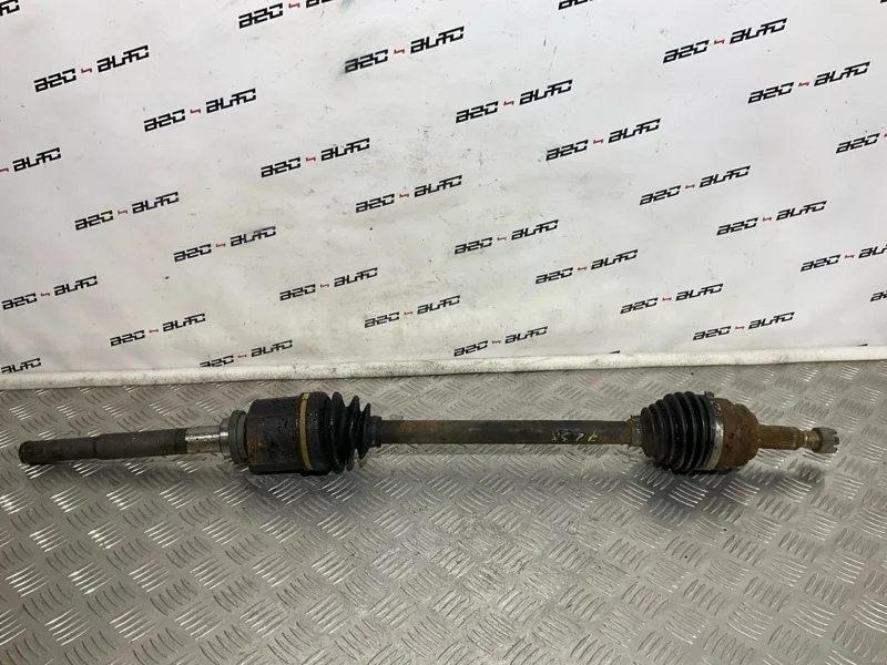 Приводной вал Mitsubishi ASX 2010 3815A068 4B10, передний правый