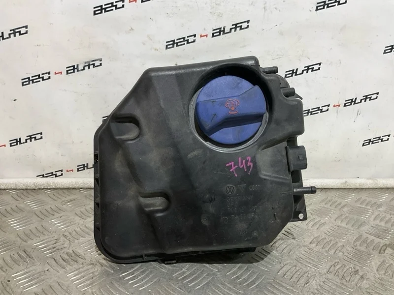 Бачок расширительный Porsche Cayenne 2006 95510614723 955 M48.50