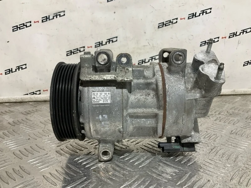 Компрессор кондиционера Citroen C4 2017 9819714980 B7 DV6FC