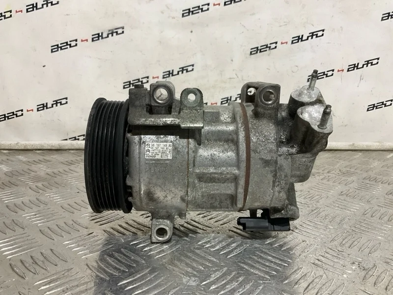 Компрессор кондиционера Citroen C4 2016 9819714980 B7 DV6FC