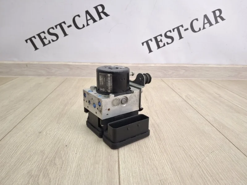 Блок abs VW Touareg 2003-2010 7L