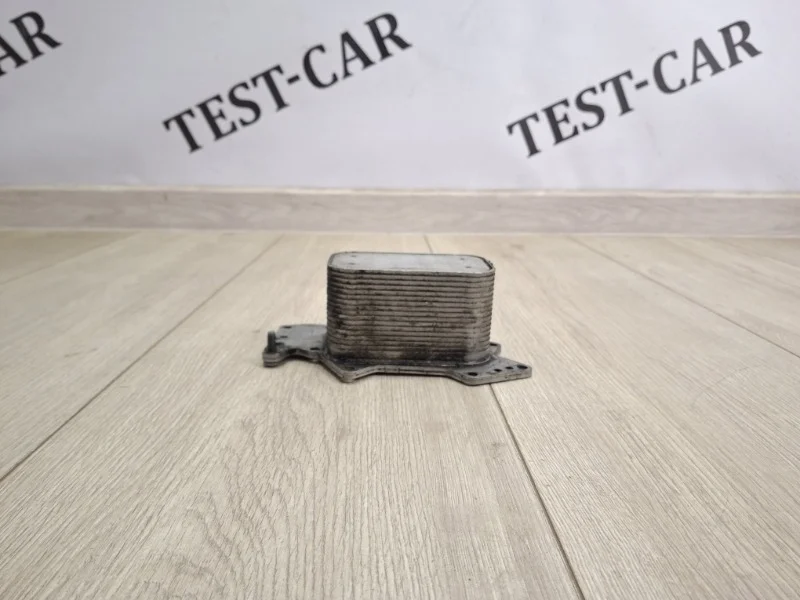 Масляный радиатор Audi Q7 2006-2015 4L