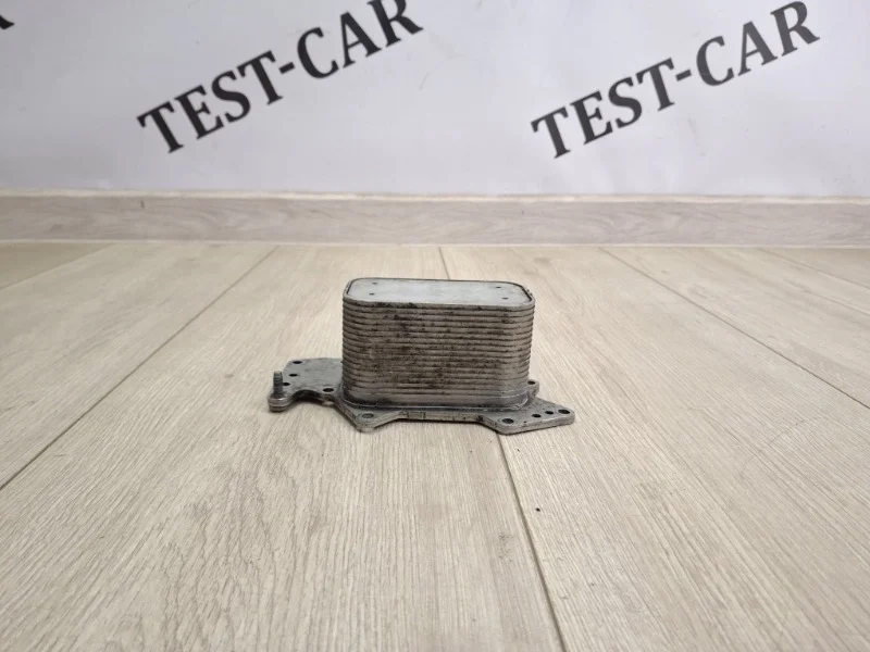 Масляный радиатор Audi Q7 2006-2015 4L